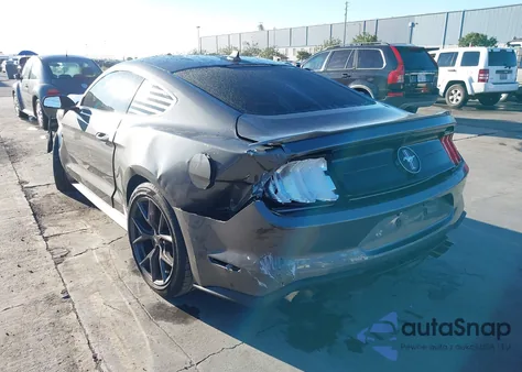2023 Ford Mustang Ecoboost Premium Fastback z USA, uszkodzony, nr VIN 1FA6P8TD5P5102240